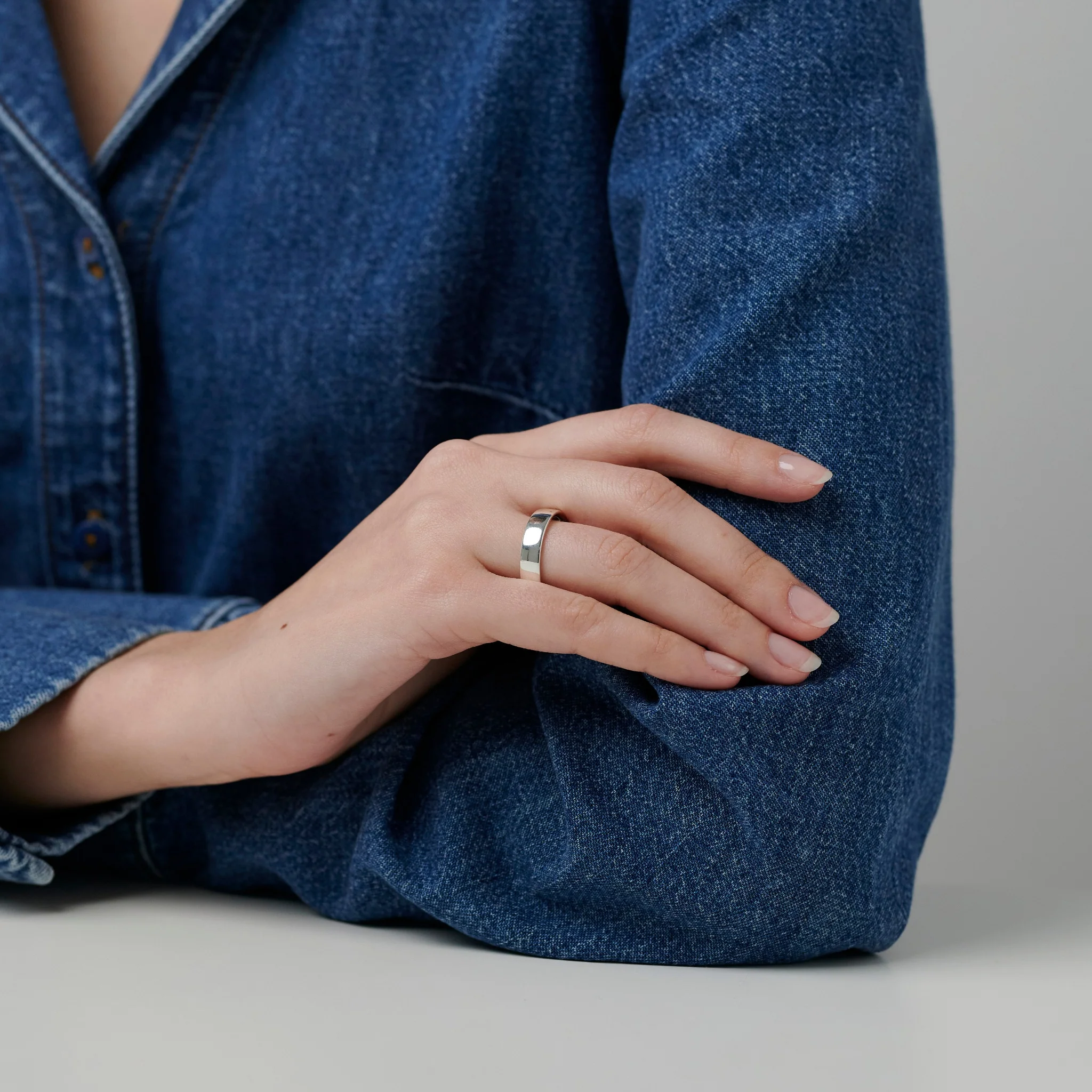 886 Band Ring in Sterling Silver - Image 3