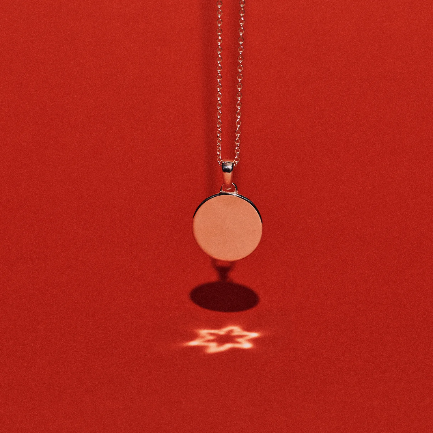 886 Star Caustic Pendant with Chain Sterling Silver - Image 3