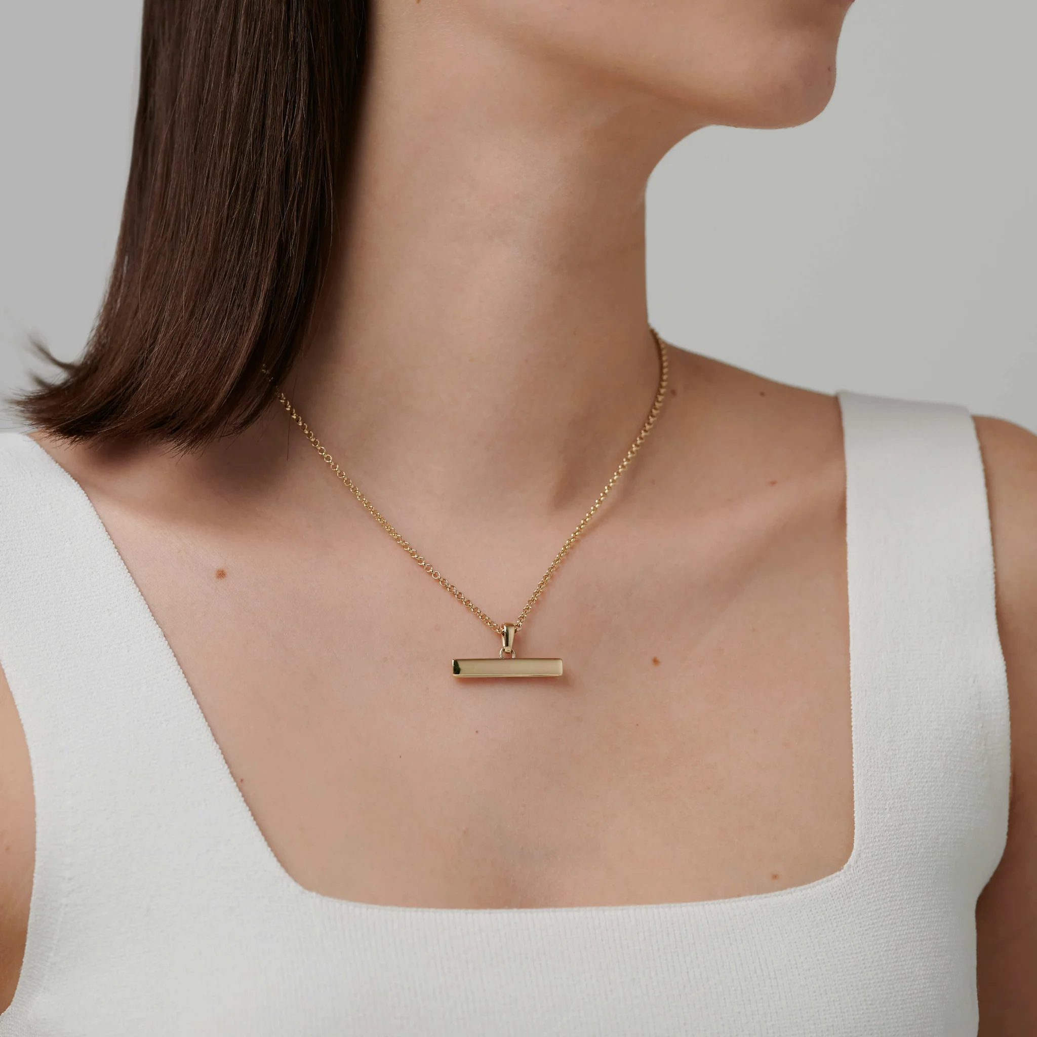 886 T-Bar Pendant in 9ct Yellow Gold - Image 4