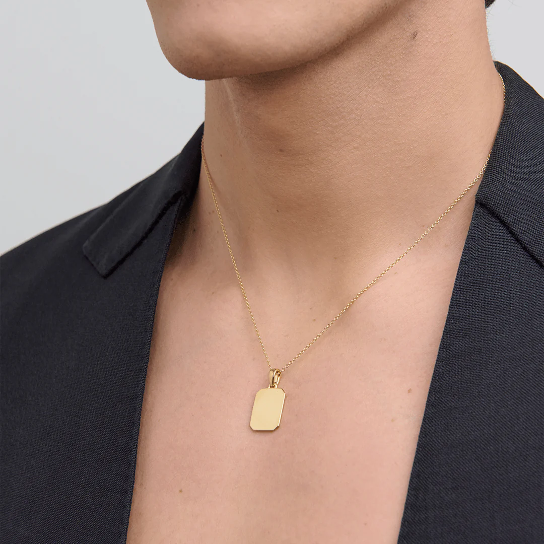 886 Rectangle Pendant With Chain 18ct Yellow Gold - Image 5
