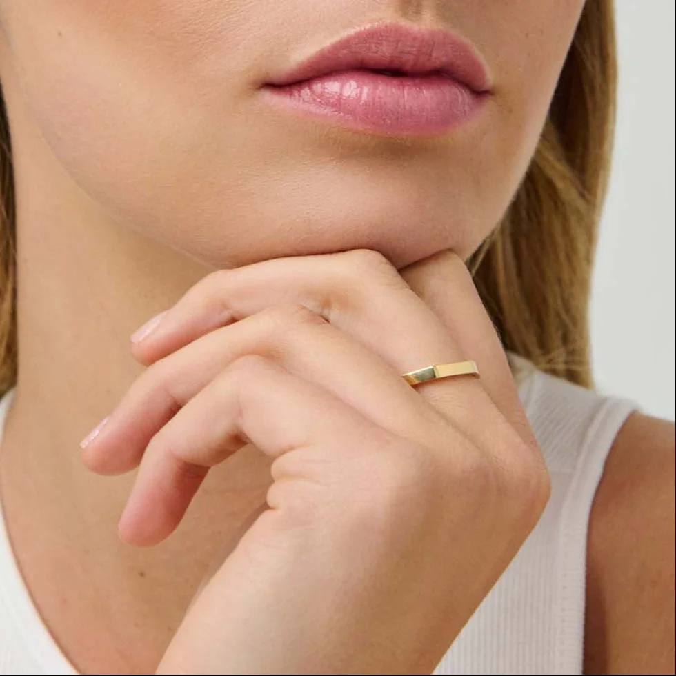 Decus Small Ring 9ct Yellow Gold - Image 5