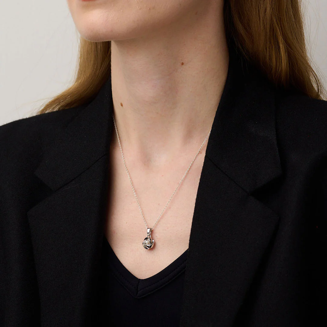 Pearl Knot Pendant with 18 inch Trace Chain, Sterling Silver - Image 4