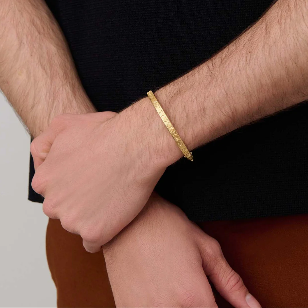Tutamen Hinged Bangle 9ct Yellow Gold - Image 4