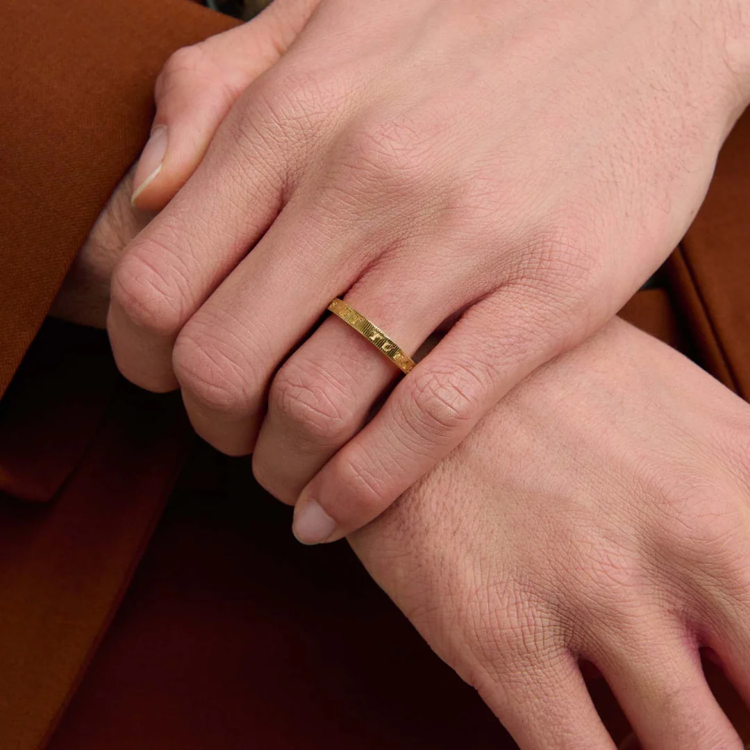 Tutamen Small Ring 9ct Yellow Gold - Image 4