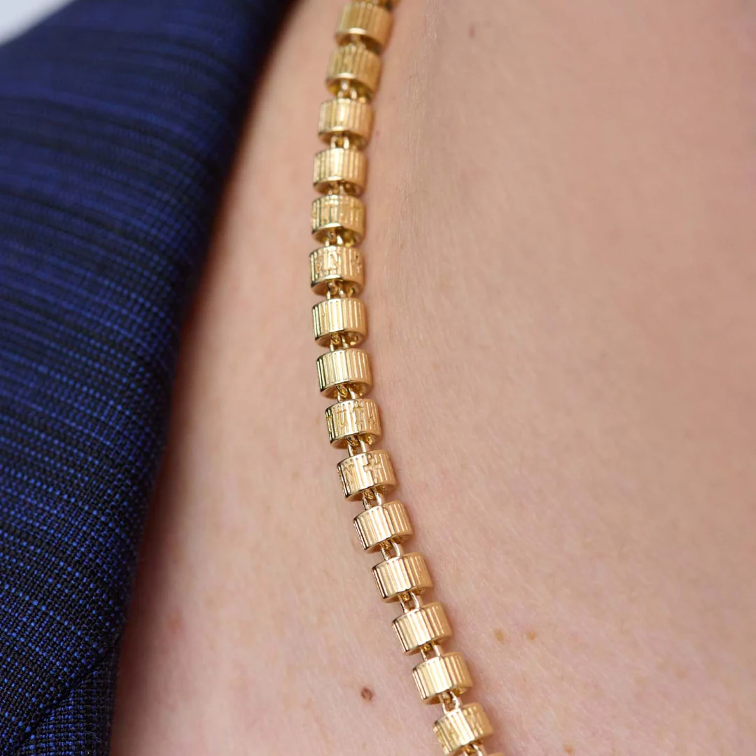 Tutamen Stack Necklace 18ct Yellow Gold - Image 4