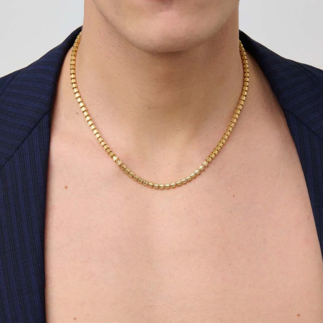 Tutamen Stack Necklace 9ct Yellow Gold - Image 3